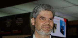 Juan Cristóbal Guarello: “En los 90 era difícil hacer un periodismo que se apartara del discurso de consenso obligado”