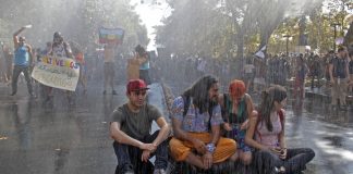 Jóvenes contra el Cambio Climático: Defendiendo a la Tierra