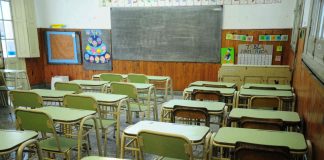 Gente fuera de las Escuelas: Un fracaso más del Modelo