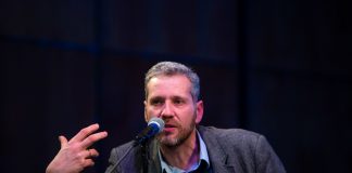 Álvaro Ramis, teólogo: “Esta Cultura del Abuso Sexual es Anterior a la Dictadura y pasó Siempre”