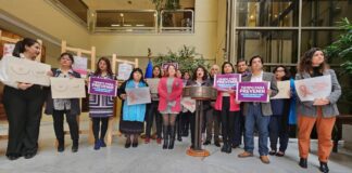 Presentan proyecto que modifica el Código del Trabajo para aumentar el permiso laboral y efectuar exámenes de mamografía y de próstata