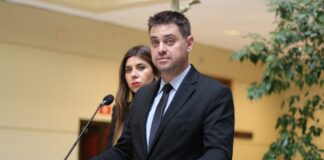 Manouchehri por “turbazo legislativo” del gobierno: “Quieren tapar con la reconstrucción un beneficio millonario al 1% más rico”