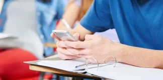 El celular no enseña: la nueva tarea pendiente en la sala de clases