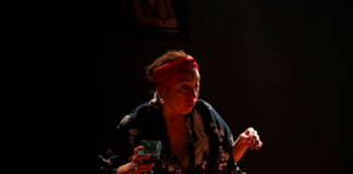 PRETEXTO vuelve a escena: el colectivo Presagio reestrena su primer montaje teatral en SIDARTE Obra teatral Pretexto