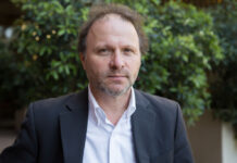 “Podemos presumir que existe una regresión ambiental”: Senador De Urresti reacciona a retiro de 43 decretos de Contraloría