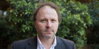 “Podemos presumir que existe una regresión ambiental”: Senador De Urresti reacciona a retiro de 43 decretos de Contraloría