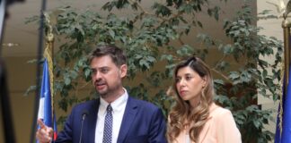 Manouchehri y Cicardini emplazan a Presidente Kast por investigación en Hungría a red ultraderechista que presidió