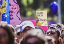 Estudio arroja persistente brecha de género en textos escolares del Mineduc