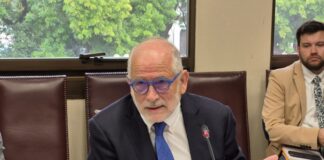 Ex ministro Carlos Montes descarta “sobreprecio” en compra de terrenos y defiende política de suelo del MINVU