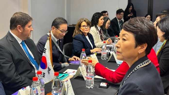 Visita-Delegacion-Coreana-del-Sur-7