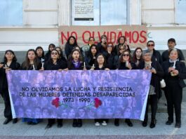 Mujeres vestidas de negro marcharon en Talca: “Los derechos humanos no dependen del gobierno de turno”