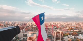“Al tiro”, “cachai” y “pega”: los chilenismos que desconciertan a quienes aprenden español y el desafío de la comunicación más allá del idioma