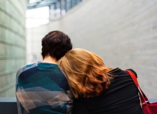 ¿La machósfera culpando al feminismo por el suicidio de los hombres?