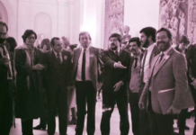 Candidato a presidente de Francia rinde homenaje póstumo al periodista Juan Pablo Cárdenas